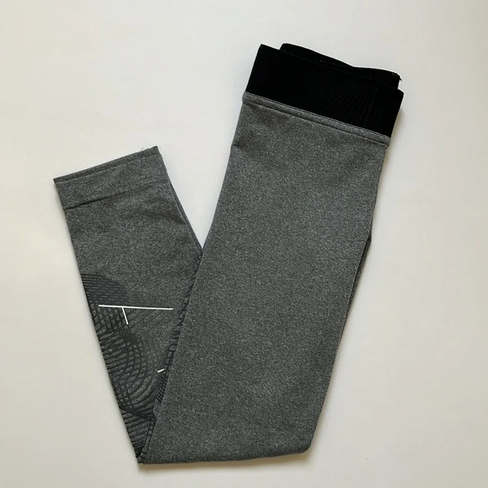 Adidas Size 7 8 Dark Gray Athletic Leggings Sports Athleisure Exercise Pants